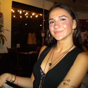 Meet your Posher, Sofia